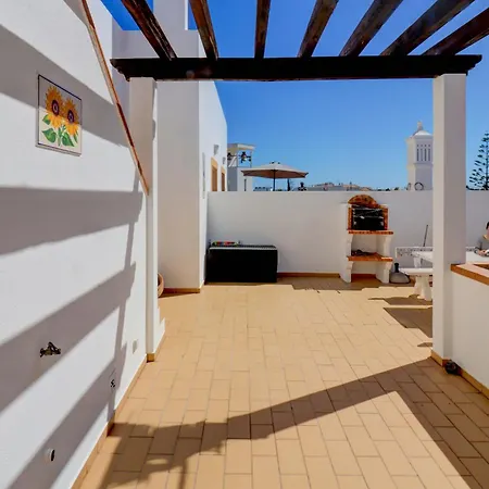 Апартаменты Escape - Pool & Terrace Near The Кабанаш-де-Тавира