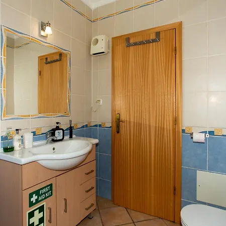 Escape - Pool & Terrace Near The