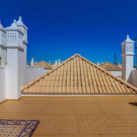 Escape - Cabanas, - Algarve *